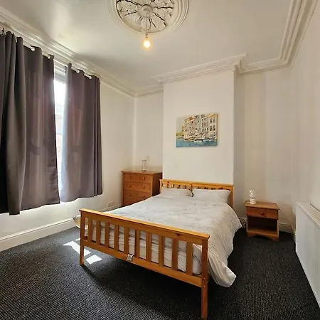 Convenient 3 Bed, Pr1 Near Uclan N Train Station Villa Preston  Exterior photo