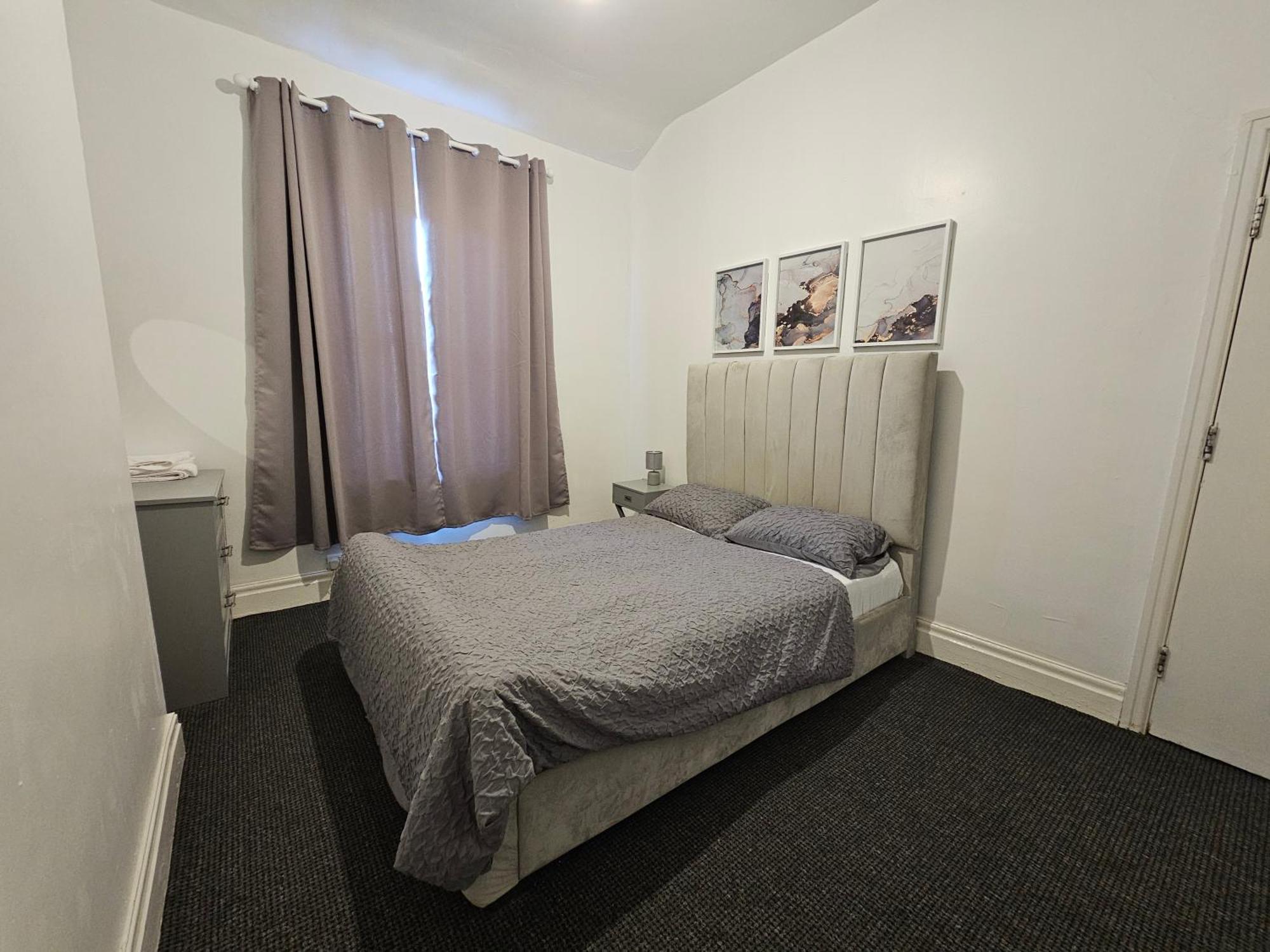 Convenient 3 Bed, Pr1 Near Uclan N Train Station Holiday home Preston (Lancashire)